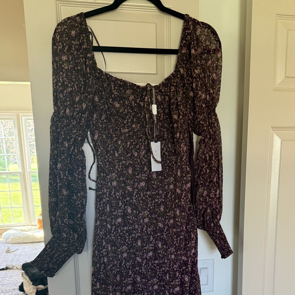 ASTR the Label NWT Smocked Floral Long Sleeve Midi Dress - Floral - Picture 4 of 4